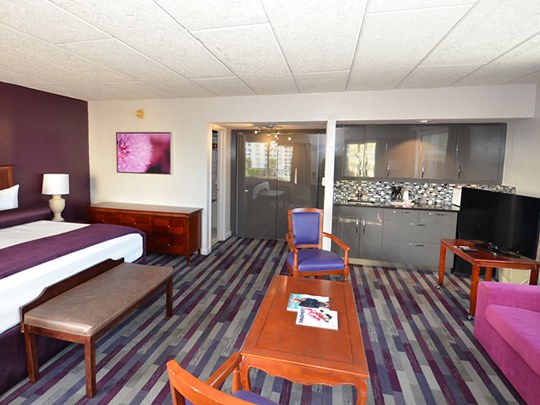 Sea Club Resort King Suite